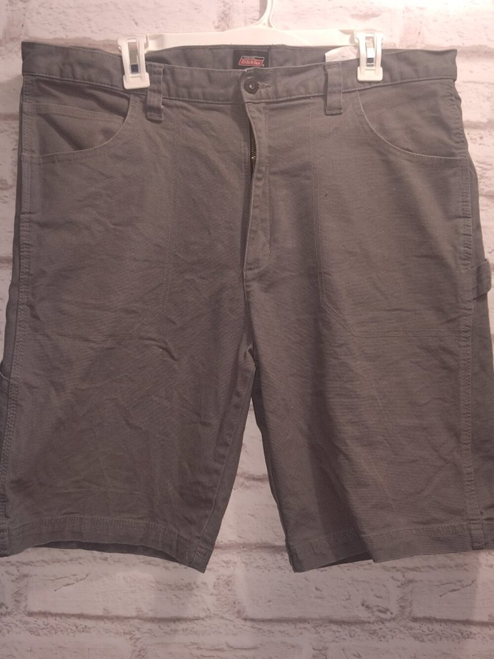 Dickies Men’s Gray Work Shorts Size 38 Cotton Stretch Utility Shorts